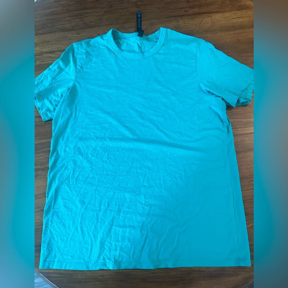 Lululemon size medium T-shirt
